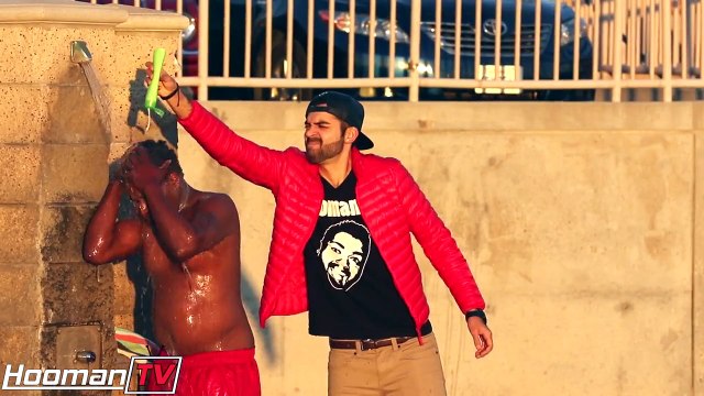 SHAMPOOING PEOPLE PRANK!