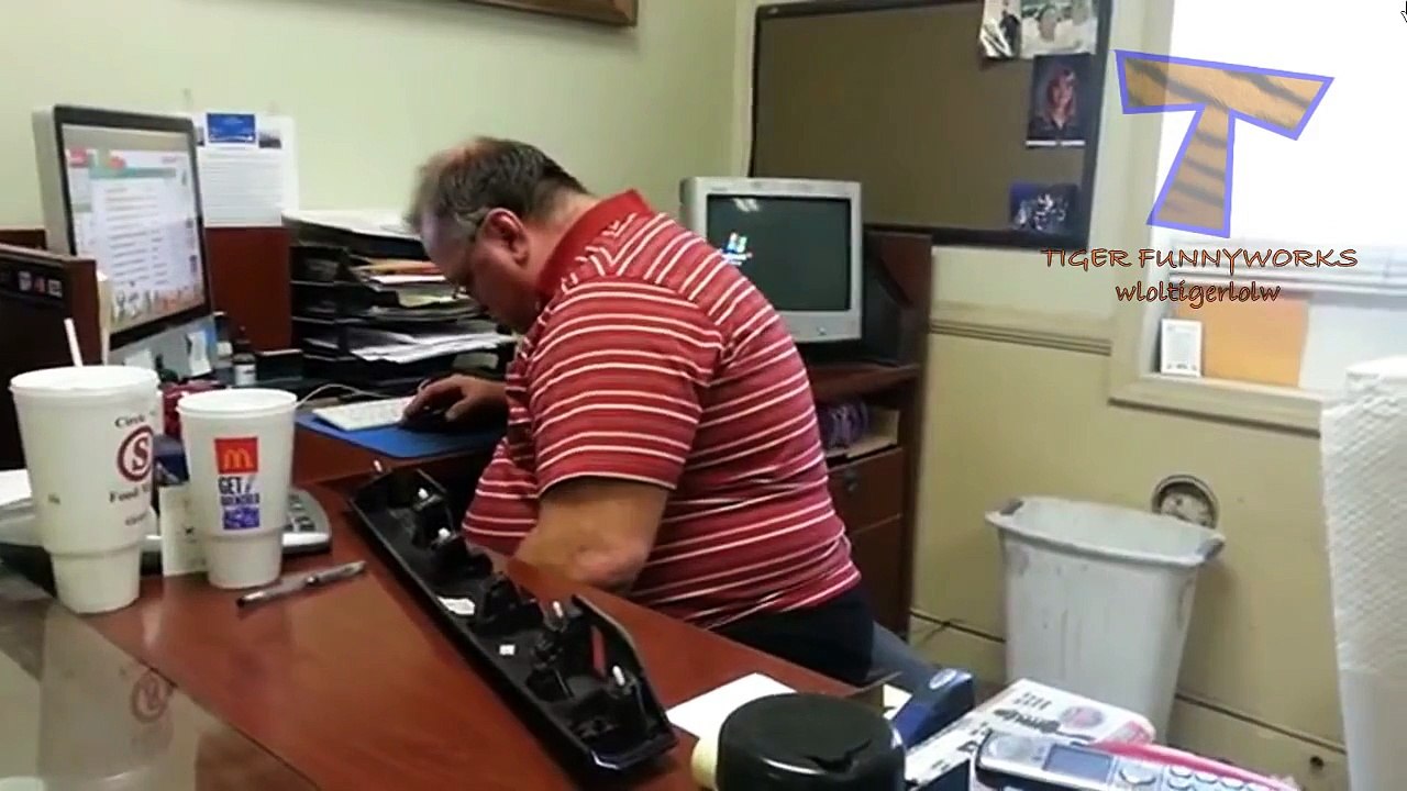 Funny people falling asleep in public - Funny fail compilation