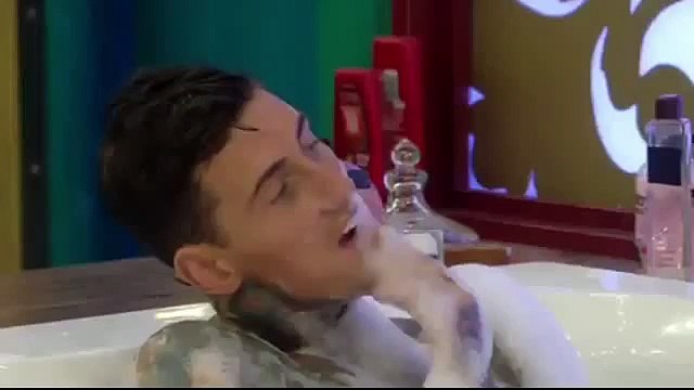 Scotty T gives Jeremy advice about Stephanie in the CBB house (720p Full HD)
