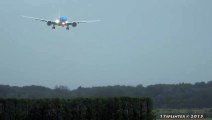 STORM!! SCHIPHOL, KLM GEVAARLIJKE LANDING B777 PH-BVB Big Planes