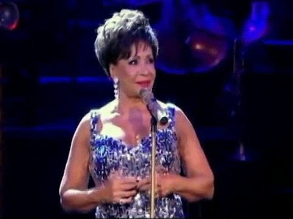 Shirley Bassey - Diamonds Are Forever / I'm Still Here (2009 Live at Electric Proms)
