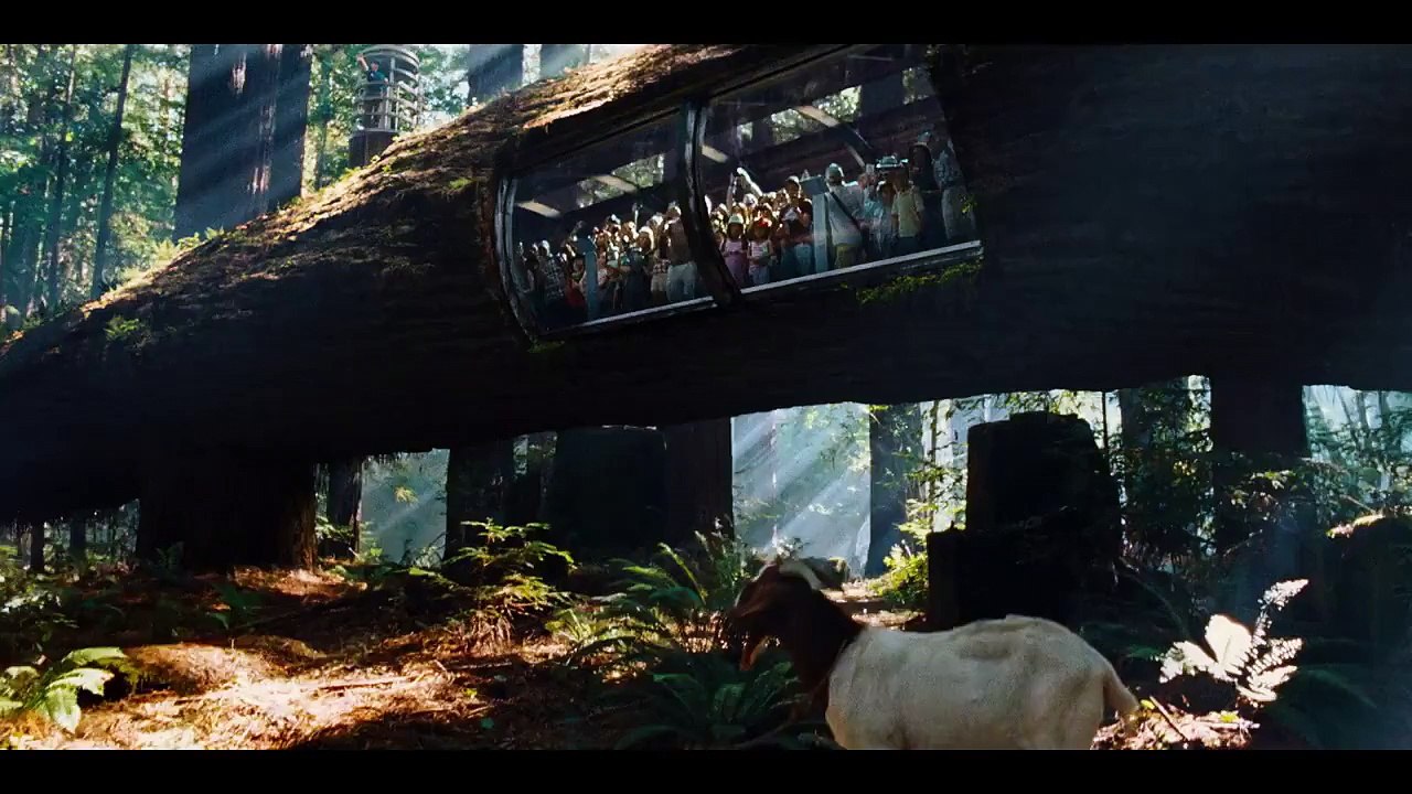 Steven Spielberg talks Jurassic World