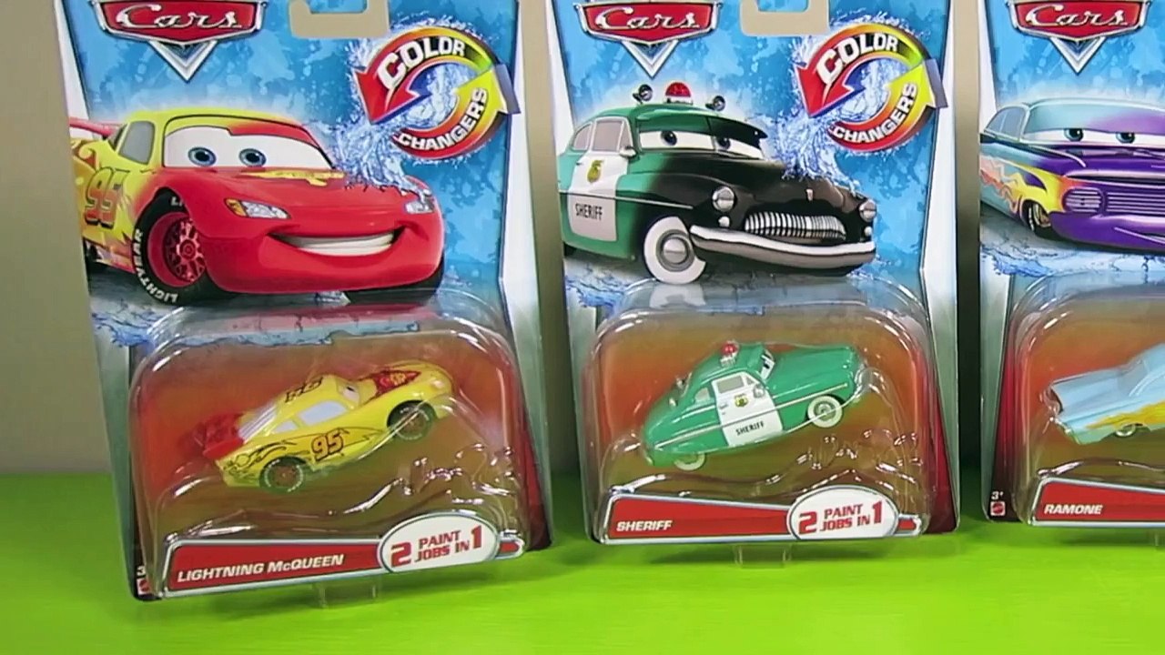DISNEY CARS COLOR CHANGERS JUMP OVER COZY CONE LIGHTNING MCQUEEN BOOST RAMONE RACE STUNT
