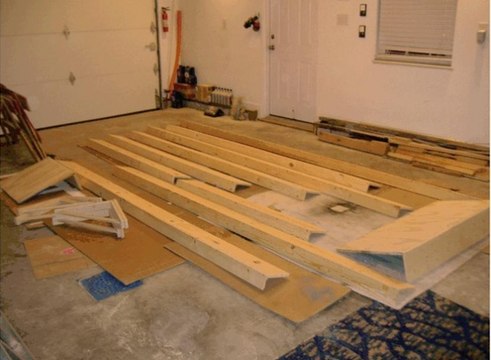 Covjek je uzeo nekoliko dasaka. Pogledajte sta je napravio za svoje najvoljenije