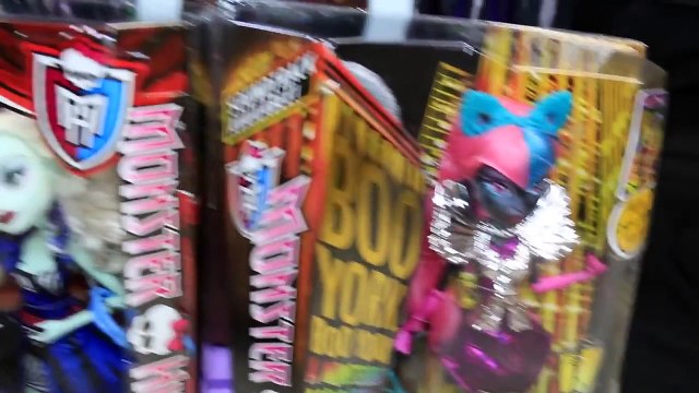 Baby Alive Dolls & Barbie Fashion Show & Magic Talking Doc & Jewel and her Pups