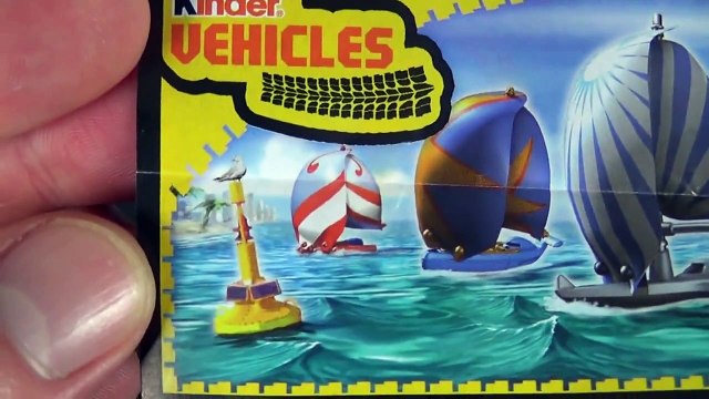 Kinder Surprise Looney Tunes Winter Sports (8 eggs)