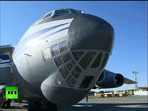 Loading Goods: Russian army launches humanitarian aid mission in Syria (FULL HD)