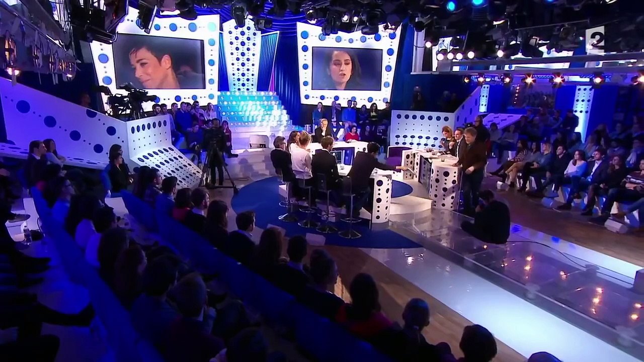 Lydia Guirous - On nest pas couché 9 janvier 2016 #ONPC