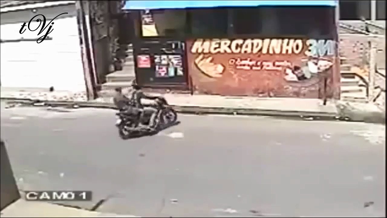 Security Cam - Unsuccessful robbery