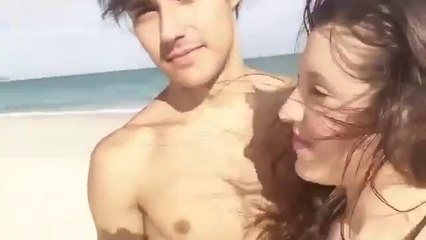 jorge blanco y stephie camarena en la playa