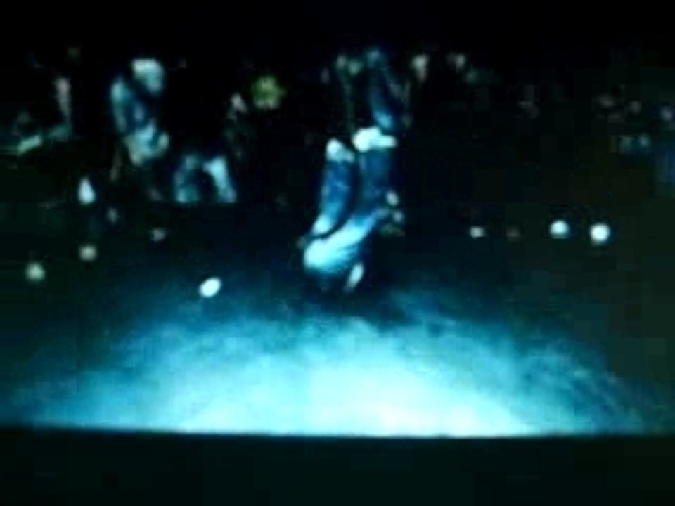 Steppin extrait du film  (bientôt au cinéma)