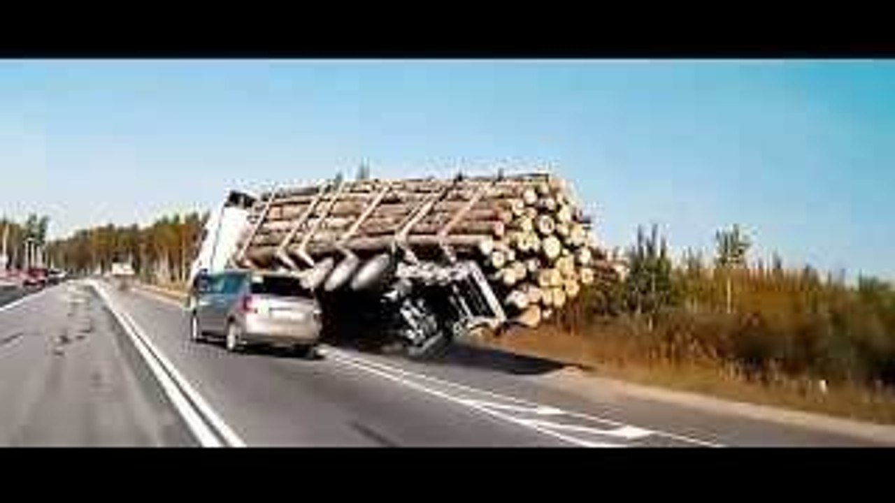 Accidente de coche de Tubo [Trailer del canal]