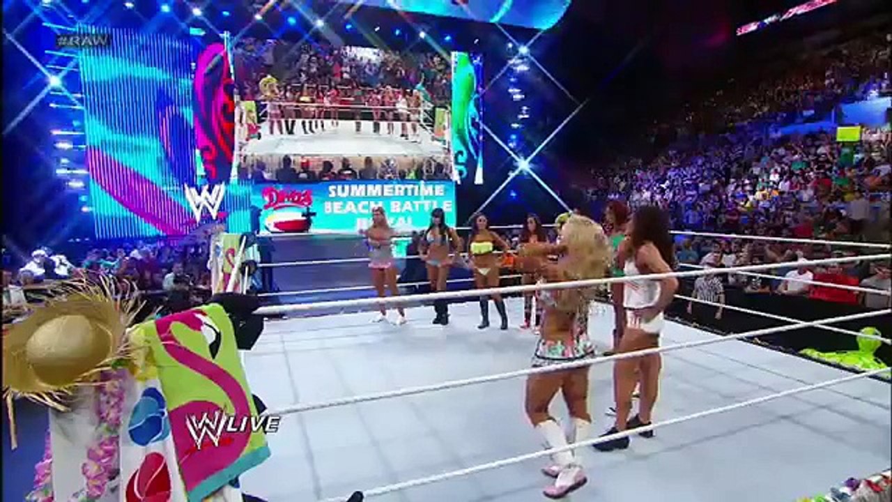 Divas Summertime Beach Battle Royal- Raw