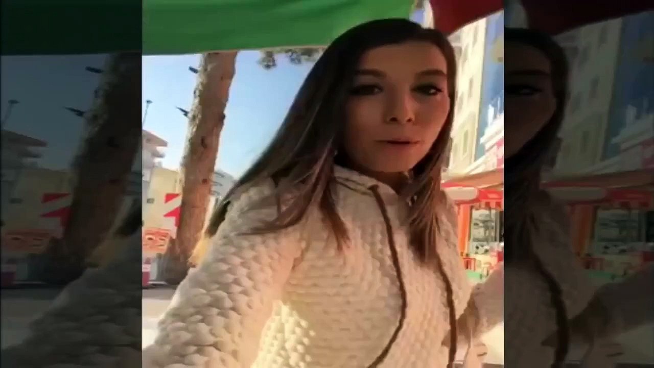 Bir Bayan bir bayana kibarca popon çok güzel nasıl söyler.?.Sizce? Scorp Alemi