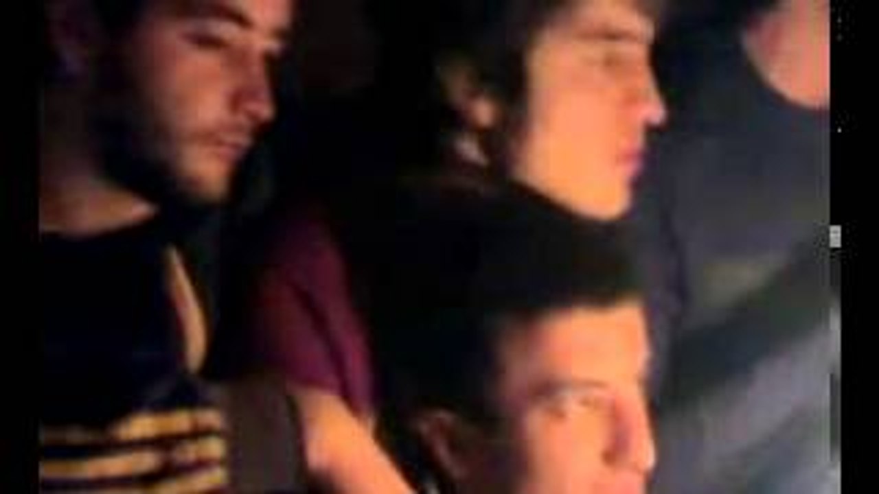 sana git diyemem ama kal demekte gelmiyor içimden