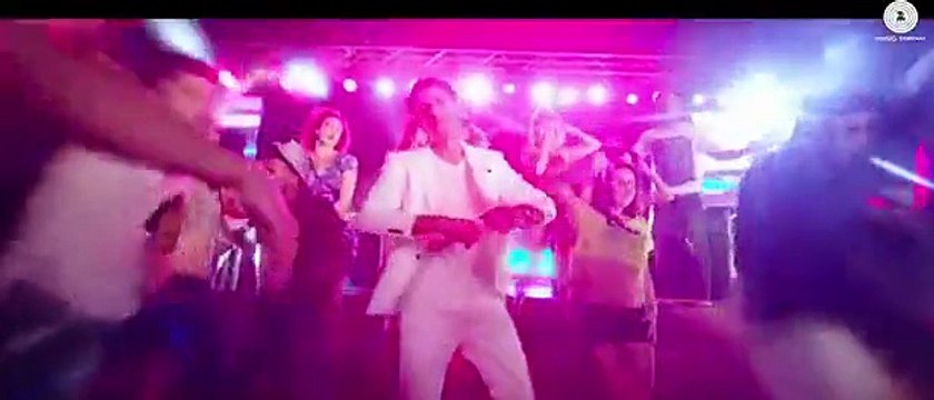 latest bollywood songs 2015 Mitthi Meri Jaan Second Hand Husband Dharamendra, Gippy Grewal Tina Ahuja-66