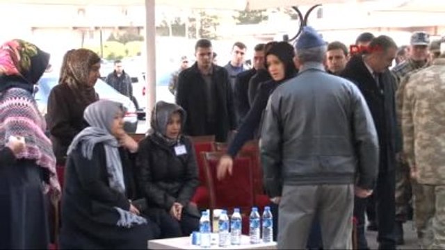 Sur'daki Şehit İçin Uğurlama Töreni Yapıldı-1