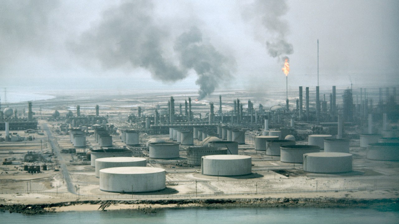 Counting the Cost - Oil economics: Behind the Saudi Aramco IPO