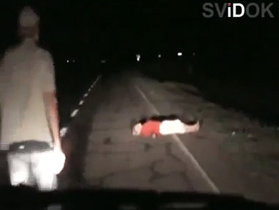 Лежачие полицейские! Speed bump funny.道路减速设施. スピードバンプ