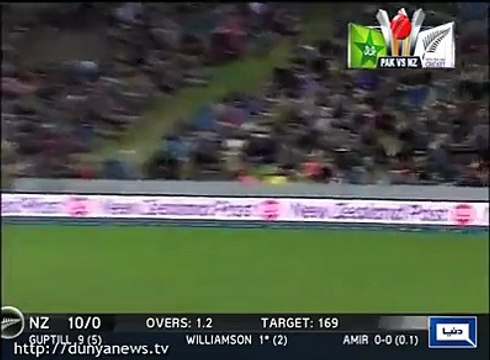 Guptill, Williamson fifties boost NZ chase
