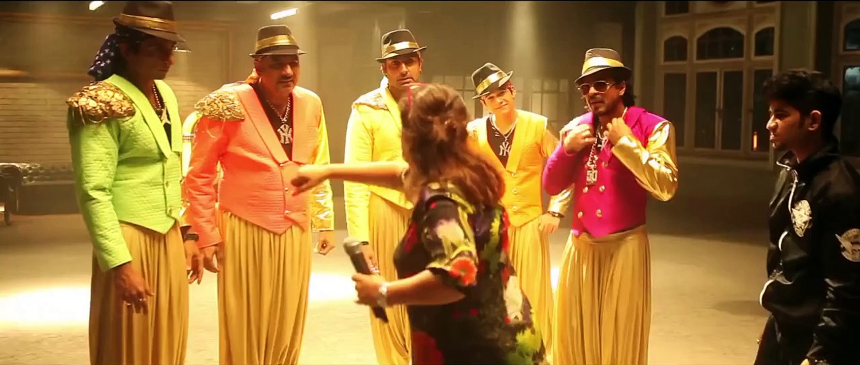 Happy New Year Behind the Scenes Hip Hop Practice Shah Rukh Khan, Deepika Padukone