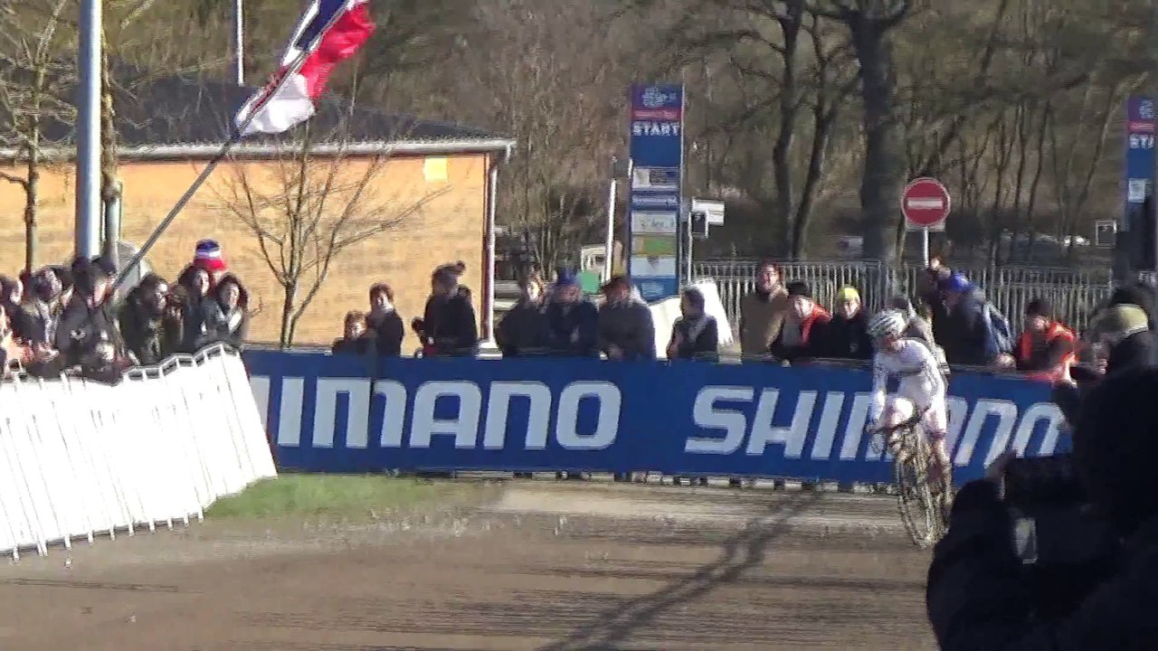 Coupe du Monde de cyclo-cross 2016 : L'arrivée des Espoirs à Lignières