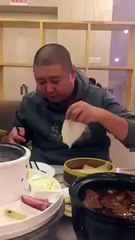 How to eat peking duck