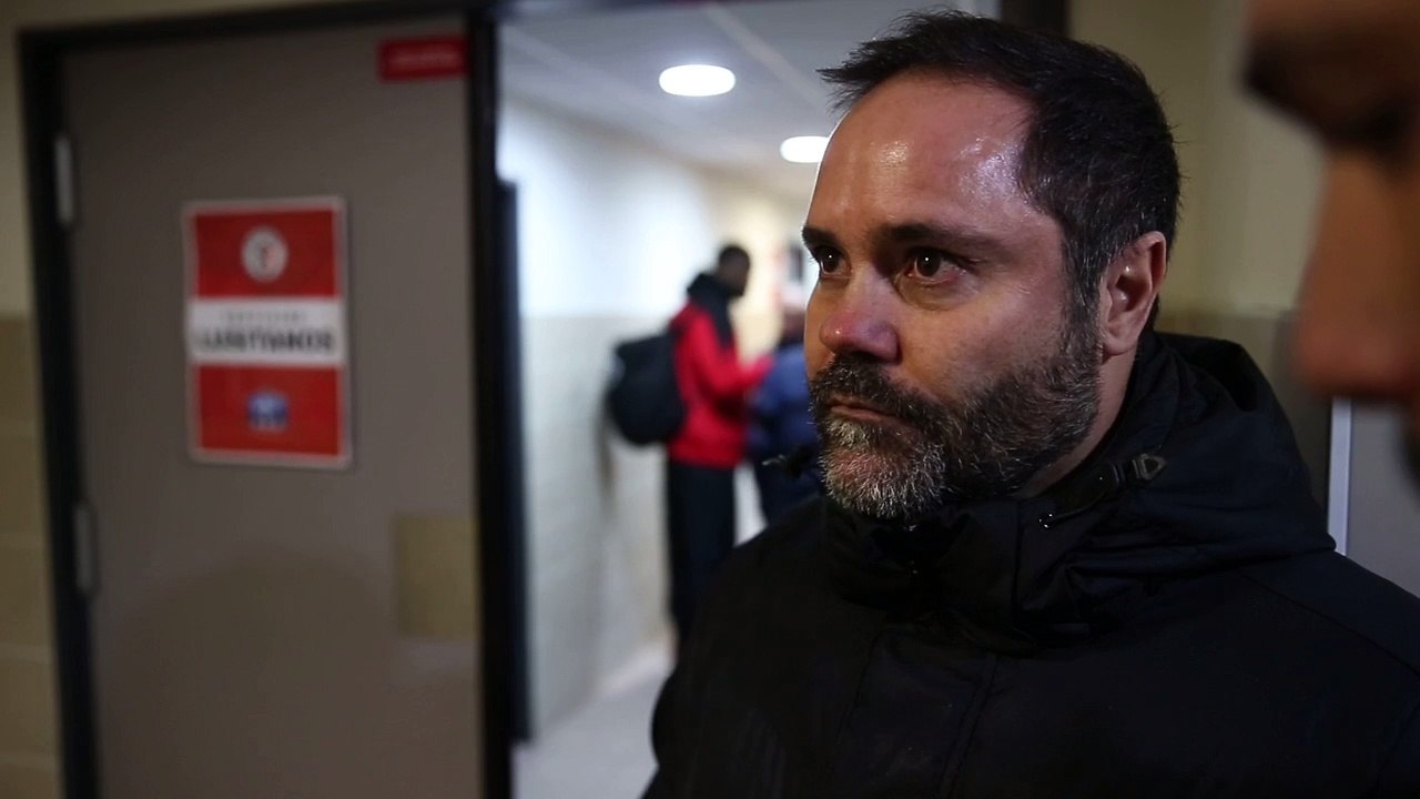 Réactions de Carlos Secretario