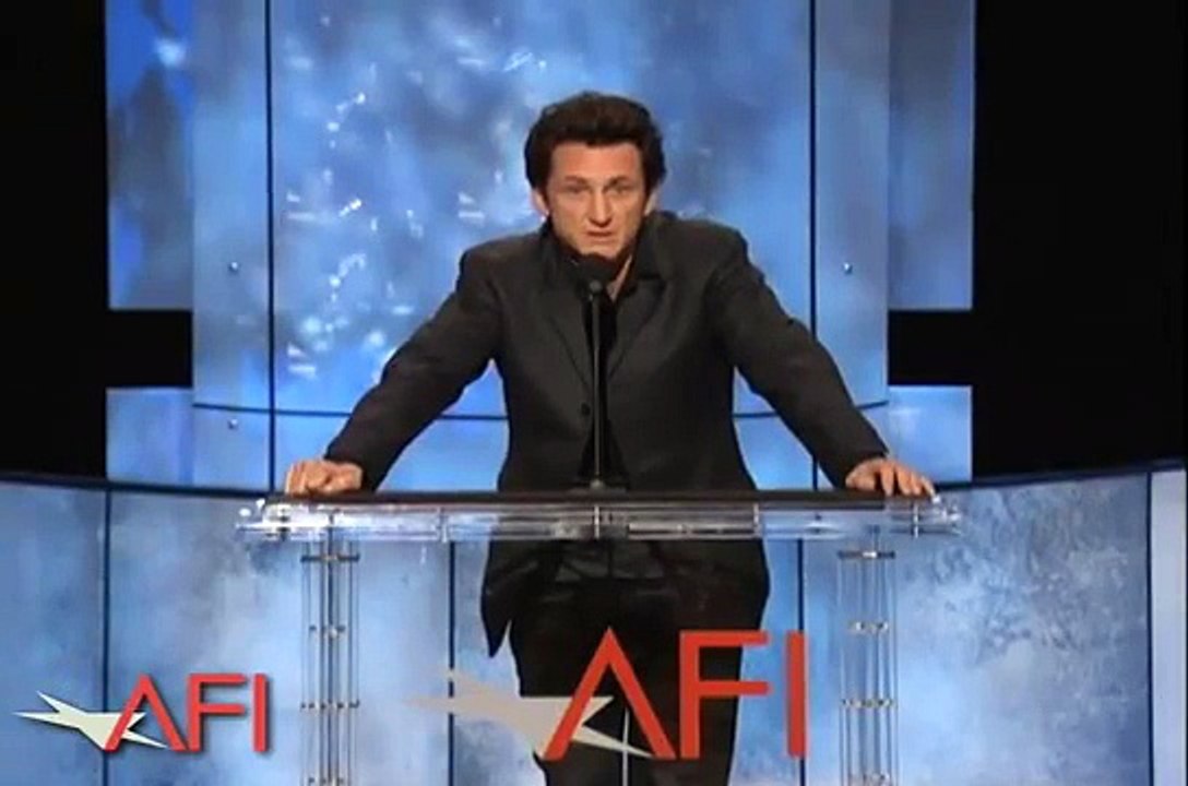 Sean Penn Salutes Robert De Niro at the AFI Life Achievement Award