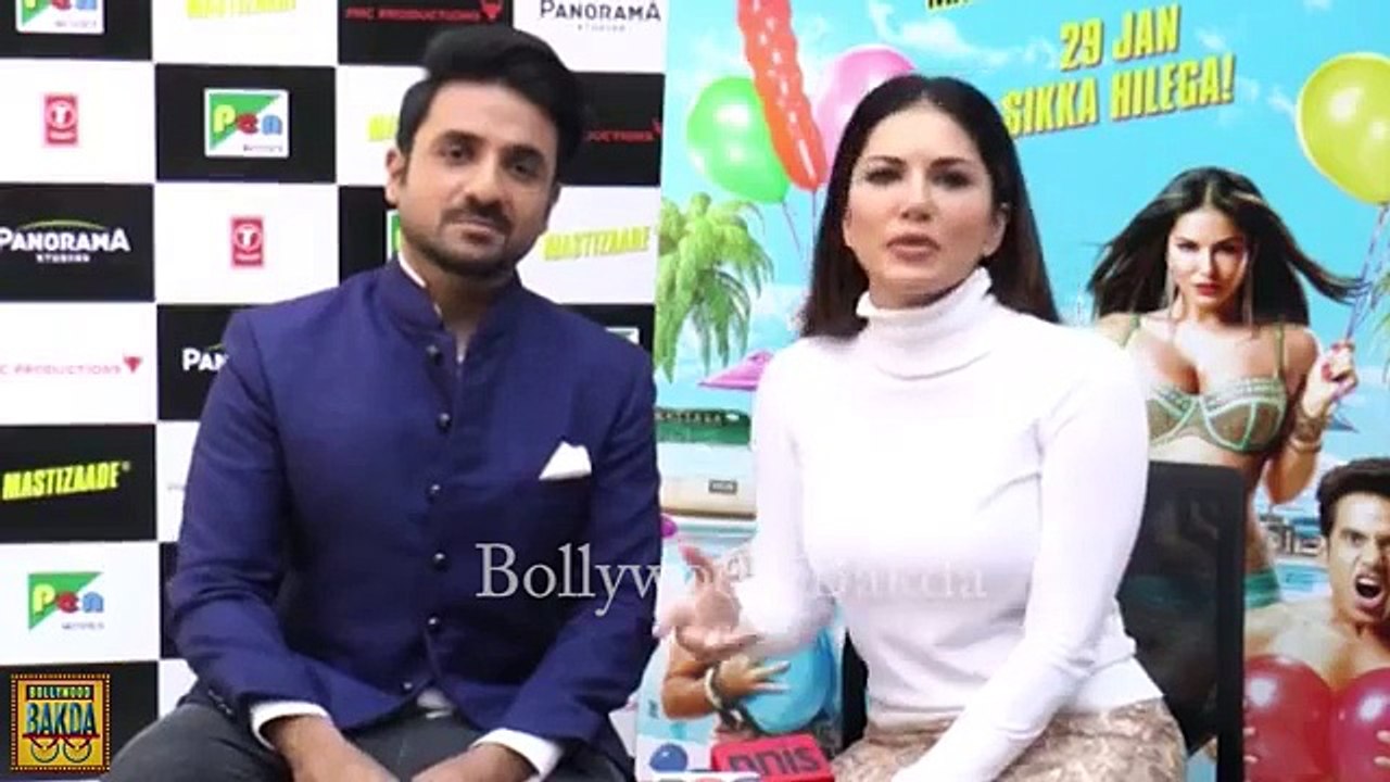 Bollywood's SEXY DIVAS Wishes Merry Christmas