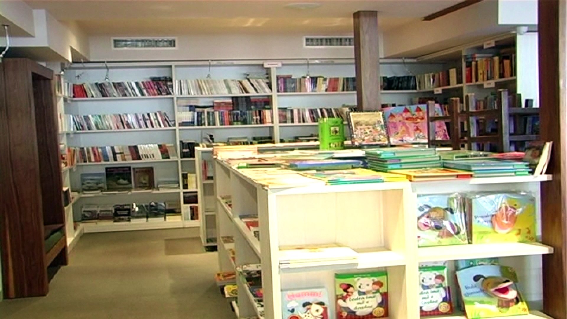 ⁣Libri shqip injorohet nga Ministria e Kulturës