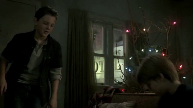 Supernatural | 3x8 | Sam Dean'e Amulet veriyor