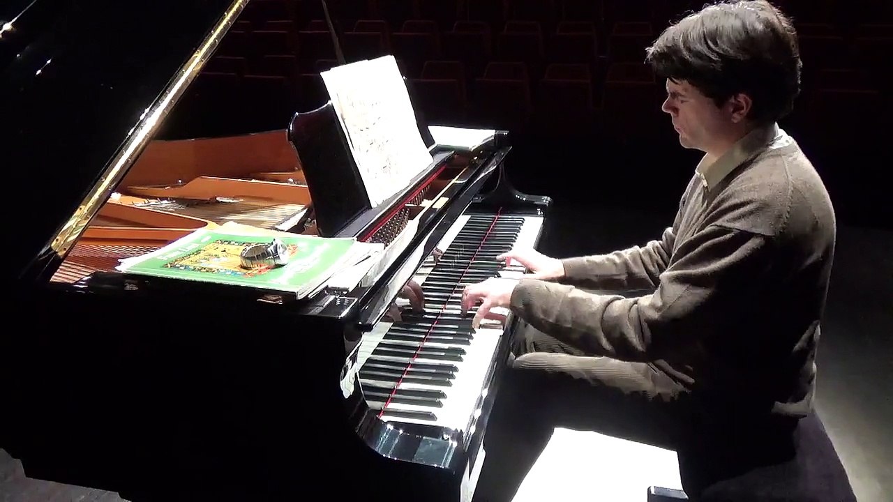 Axel Lenarduzzi joue  "Isolde Liebestod"/ La mort d'Isolde"  de Wagner. Transcription piano Franz Liszt