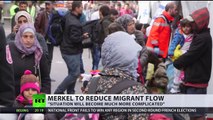 Refugee policy U-turn: Merkel to limit asylum seekers inflow