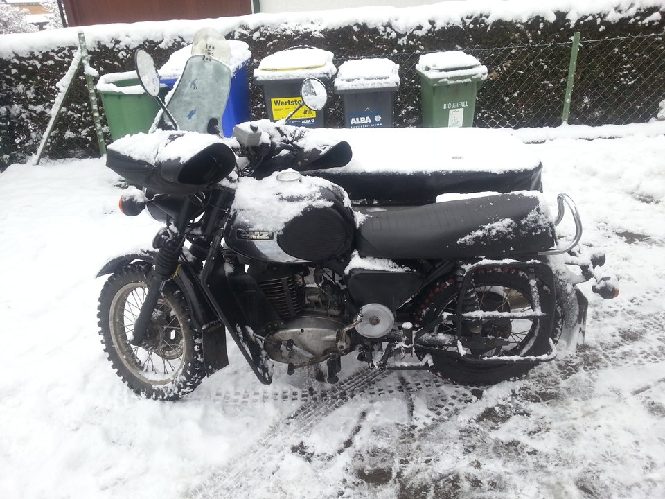 Gespann mit Schlitten