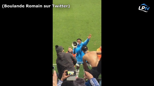 Nkoudou lance le Aux Armes avec les supporters !