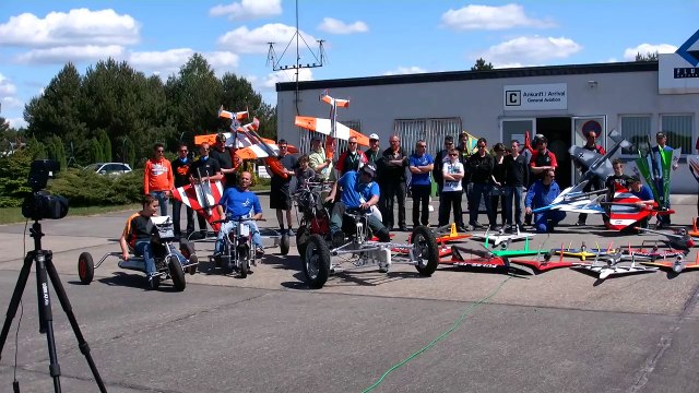 VERY VERY VERY FAST RC JET 710 KMH 440 MPH WORLDWIDE FASTEST RC MODEL JET *1080p50fpsHD*