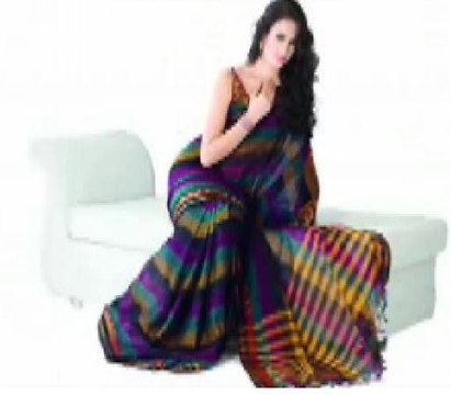 Breaking News Indian Bhabhi Traditional Beautiful Sexy Indian HOusewives in Traditional sarees Colourful