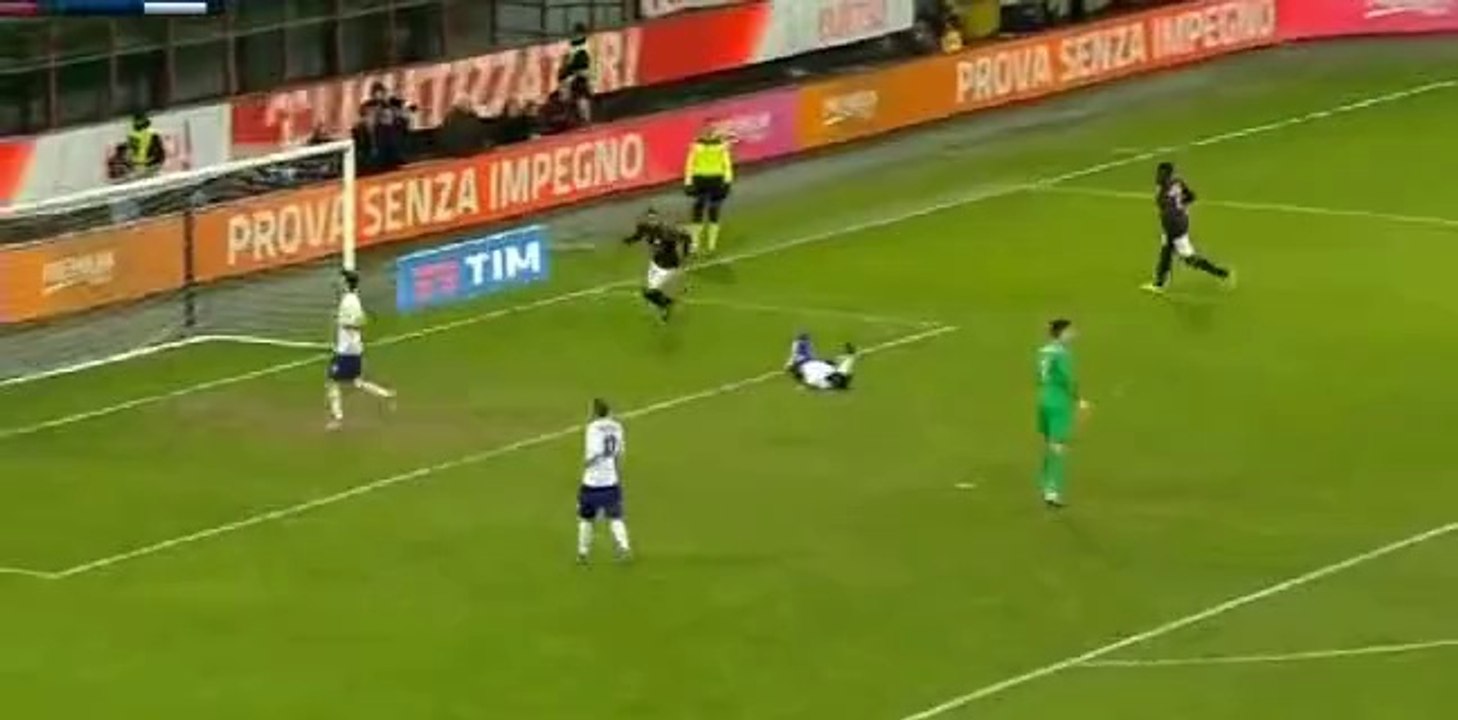 Kevin-Prince Boateng Goal | AC Milan 2 - 0 Fiorentina 17.01.2016