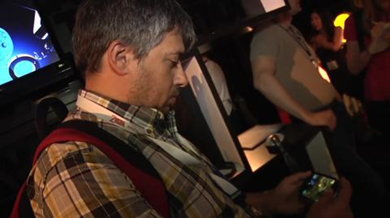 Primer contacto con la flamante PS Vita de SOny, en HobbyNews.es