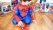 GIANT EGG SURPRISE OPENING SPIDERMAN Marvel Superhero Toys Kids Video Spiderman Vs Venom -