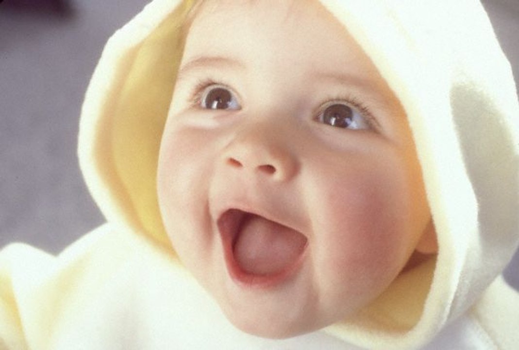 Video Lucu - Bayi Joget Bikin Ketawa Ngakak