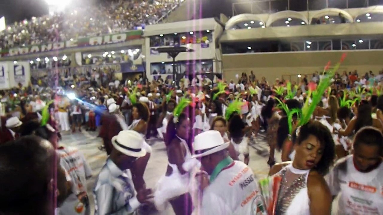 Ensaios Técnicos 2016 - Grande Rio - Bateria e Passistas