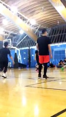 160117  WuYiFan Playing Basketball.