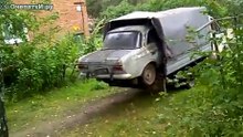 Умудрились же  его запихать