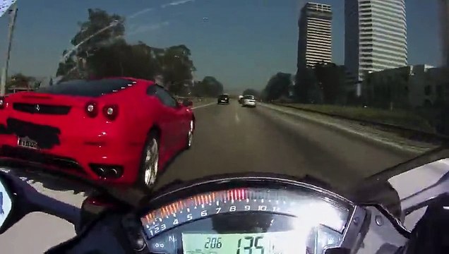 ZX-10R vs Ferrari F430 vs CBR 1000RR - Araba Tutkum