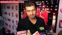 Sonu Nigam Opens Up On Working With First Transgender Band In India!