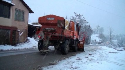 Katër njësi administrative në Dibër bllokohen nga bora - Ora News- Lajmi i fundit