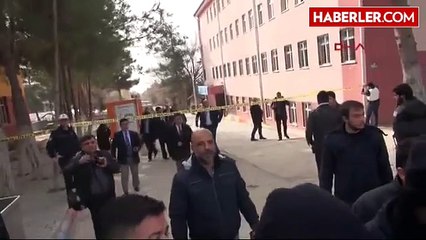 Kilis'te Havan Topu Düşen Okuldan İlk Görüntüler