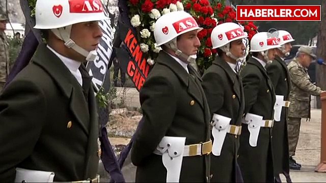 Şehit Jandarma Uzman Çavuş Şahin Son Yolculuğuna Uğurlanıyor